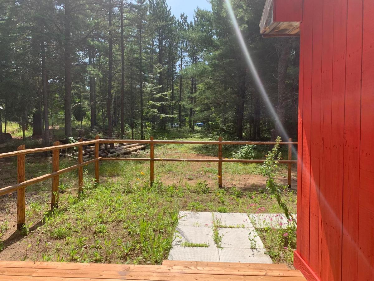 L'Auberge Refuge Du Trappeur Saint Mathieu Du Parc Εξωτερικό φωτογραφία