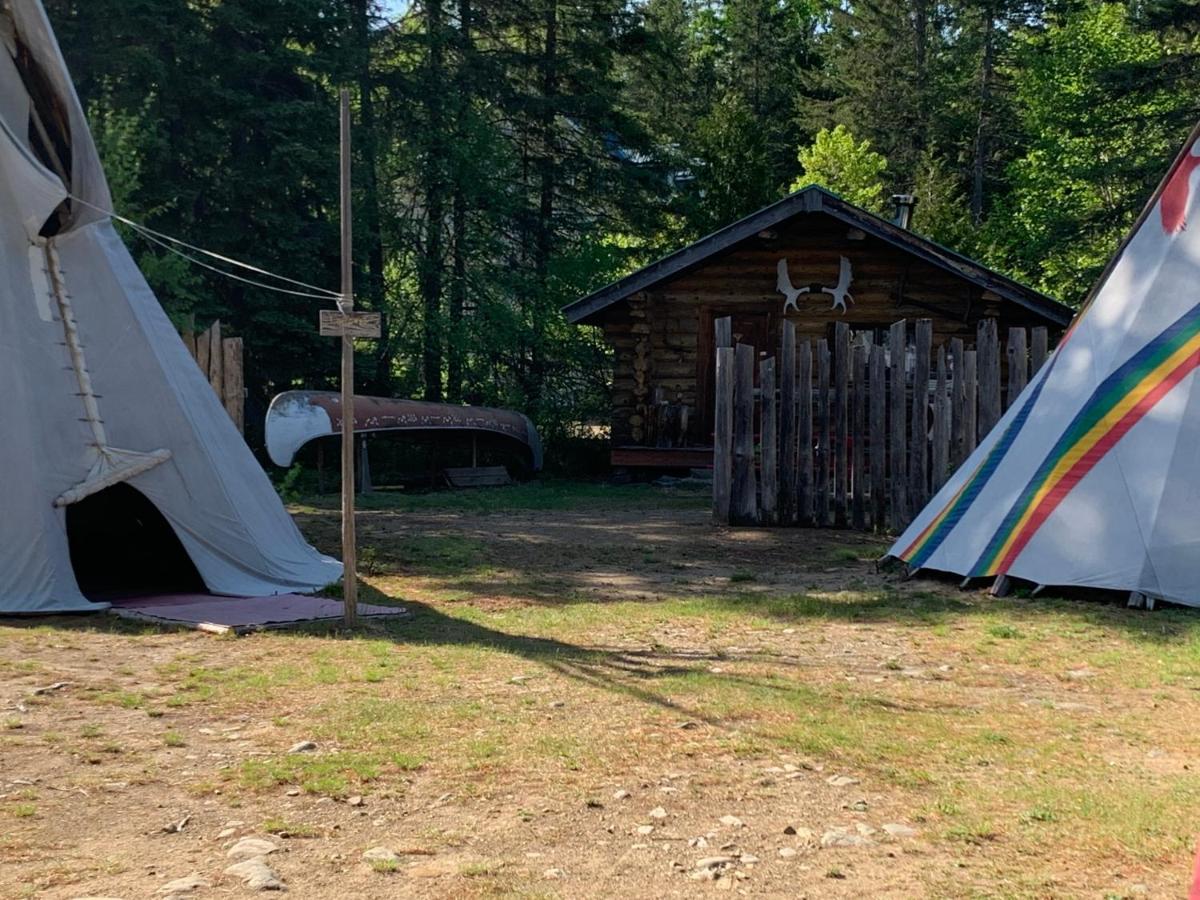 L'Auberge Refuge Du Trappeur Saint Mathieu Du Parc Εξωτερικό φωτογραφία
